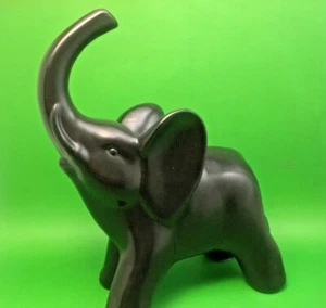 Black Elephant Figurine Sculpture /Statue - Picture 1 of 9