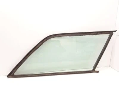 Mercedes Benz S124 E250 2.5D Estate 1995 Rear right side window glass 43R001351 - Image 1 of 4