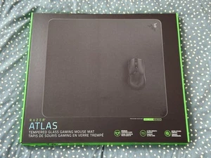 Razer Atlas Glass Mouse Mat, Premium Tempered Glass, Ultra-Smooth Surface, Black - Afbeelding 1 van 10