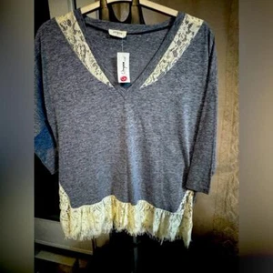 Umgee Charcoal Gray & Cream 3/4 Sleeve Peplum Hem Blouse Top Blouse V-Neck Sz M - Picture 1 of 5