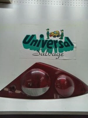 Luz trasera montada en panel de cuarto lateral derecho Mercury Cougar 1999 Foto 1 de 4