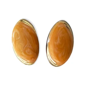 Vintage Oval Cloisonné Earrings with a Peach Swirl crowned w/ Gold Toned Waves - Picture 1 of 7