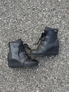 Sorel Joan of Arctic Wedge II Rubber Boots  Black Size 7  Waterproof Lace Wedge - Picture 1 of 10