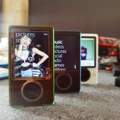MICROSOFT ZUNE CUSTOM First Generation 128GB SSD NEW BATTERY - Image 1 of 4