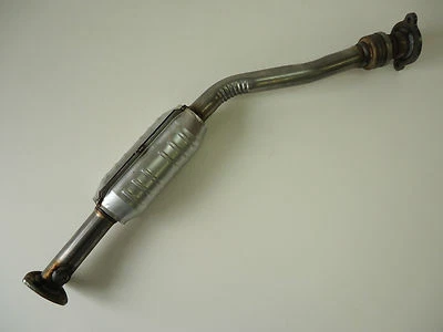 1999 2000 2001 2002 2003 2004 2005 Pontiac Grand Am 3.4L V6 Catalytic Converter - Image 1 of 4