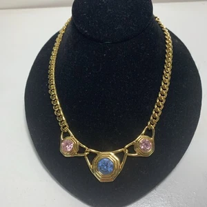 Vintage Monet signed Curb Link Necklace large Pink/Blue Glass Stones Gold Tone - Picture 1 of 6