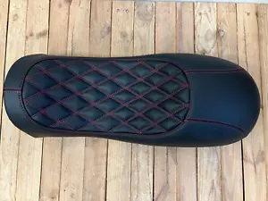 BMW K Modelle Solositz K75 K100 K1100 SCHWARZ Rautenrot Doppeltopfstich - Bild 1 von 2