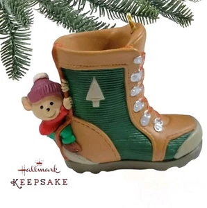 Vintage 1995 Hallmark Ornament "Takin' a Hike" Mouse Work Hiking Boot Tree - Picture 1 of 8
