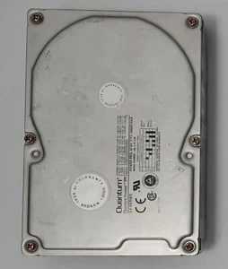 Quantum Fireball TM 2110S SCSI Festplatte (2111MB, 2.1GB, 50-pol., retro, 1996) - Bild 1 von 3