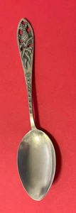 Honolulu HI Pineapple Sterling Silver 19.3g 5.5” Souvenir Spoon - Picture 1 of 6