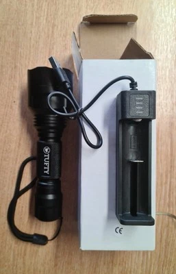 ¡NUEVO! Antorcha compacta Tufty (antorcha para asustar pájaros) con batería y cargador - Imagen 1 de 2