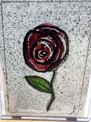 Tarjeta de artista ACEO pintada a mano acrílico/papel 2,5 pulgadas x 3,5 “Single Red Rose” Foto 1 de 4