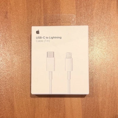 Official Apple USB C to Lightning Cable 1m iPhone Charger - Image 1 of 4
