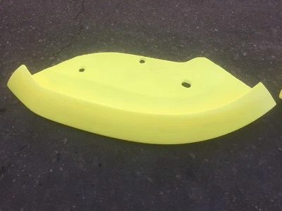 Protectores divisores delanteros Dodge Challenger Hellcat SRT 2015-17 (más gruesos/mejores) EE. UU. Foto 1 de 4