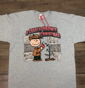 "Camiseta Peanuts ""A Charlie Brown Christmas"" Gris Charlie Brown Tree Gráfico, XXL - Imagen 1 de 5