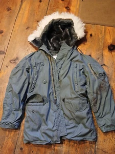 US Military N-3B Parka Jacket Coat Snorkel Hood X-Small 31" L x 21.5" W STAINED - Picture 1 of 16