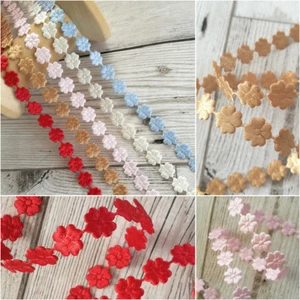10mm MINI satin Daisies lace ribbon Trimming White Pink CRAFTS cards sew on - Picture 1 of 8