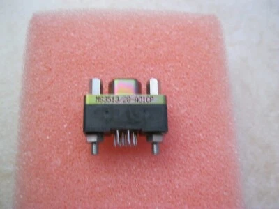 Amphenol  M83513/28-A01CP  D-Sub Connector  9 PlUG (PIN) - Image 1 of 3
