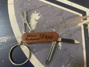 Vintage Mt Rushmore personalisiertes Souvenir Taschenmesser/Multitool Schlüsselanhänger DAVID - Bild 1 von 4