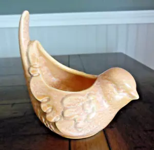 Vintage Hull USA Bird Flower Planter F473 Light Orange 6"X6"X4" - Picture 1 of 6