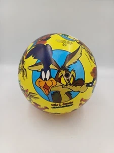 Original Vintage Coyote & the Road Runner Rubber Ball - European, RARE 90's NOS - Picture 1 of 4