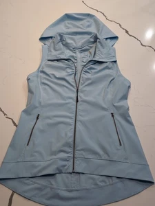 Tangerine Women's Sleeveless Vest Jacket Size Medium Baby Blue Packable Hood - Picture 1 of 13