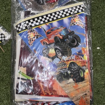 Monster Truck Decoraciones de Cumpleaños, Máquinas Jam Party Decoración Suministros en... Foto 1 de 4