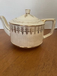 Antique James Sadler Teapot Ivory with Gold Filigree Staffordshire England 3095 - Picture 1 of 7