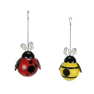 Juego de 2 casas de pájaros colgantes de metal Ladybug & Bumble Bee decoración de patio decorativo - Imagen 1 de 3