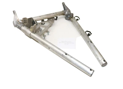 Marco piramidal de sobreestructura tubular delantero Polaris Rush Lx Es 600 Pro 2011   Foto 1 de 4