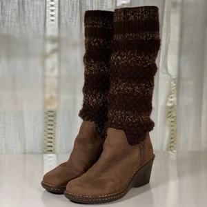 UGG Cresthaven Pullover Stiefel kniehoch braun Strick Keilabsatz Booties Größe 6 - Bild 1 von 11