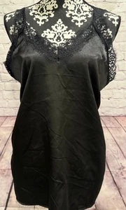 NWOT boohoo Women’s Black Satin Made in Italy Eyelash Lace Trimmed Camisole 18 - Picture 1 of 15