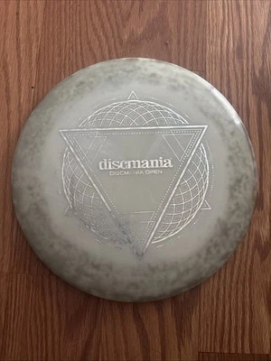 Discmania Enigma White 175g Crystal Flash Foil - Image 1 of 2