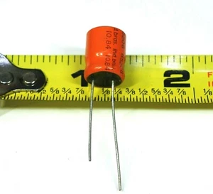 Electrolitico 220uF MFD 16VDC Electrolytic Capacitor Radial Leads - Picture 1 of 3