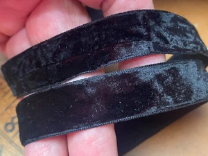 crushed velvet 5/8" 16mm ribbon trim 69" black made in Switzerland - Picture 1 of 3