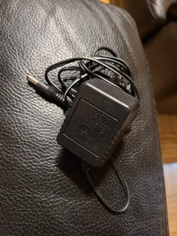 Original Netzteil AC-DC Adaptor PBH125015-Dvd u.a. für Medion Funkkophörer - Bild 1 von 3