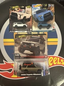 Hot Wheels 2025 Premium 2000 TOYOTA 4RUNNER 1:43 White And Blue Lot of 3 - Foto 1 di 2