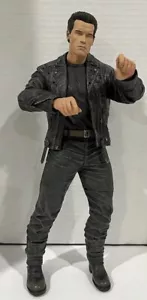 Figura Arnold Schwarzenegger Terminator 2 Judgement Day NECA 2009 De colección - Imagen 1 de 8