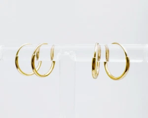 2 PARES - Pendientes de aro de tubo mini delgados ligeros de oro amarillo sólido de 14K de 10,5 mm - Imagen 1 de 16