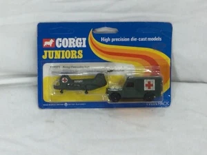 1975 Corgi Juniors Army Medic Set 2 Pack Sealed MOC Carded Helicopter Ambulance - Picture 1 of 5