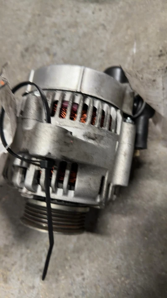 90 91 92 93 HONDA ACCORD Alternator Honda - Изображение 1 из 4