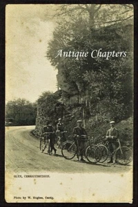 c.1910 Cyclists Llanfihangel Glyn Myfyr Cerrigydrudion Clwyd Postcard Q57 - Foto 1 di 2