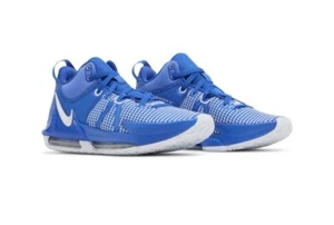 basketball shoes - Picture 1 of 5