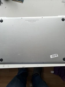 MacBook A1297 BASE BOTTOM COVER 2372 K1 - Photo 1/2