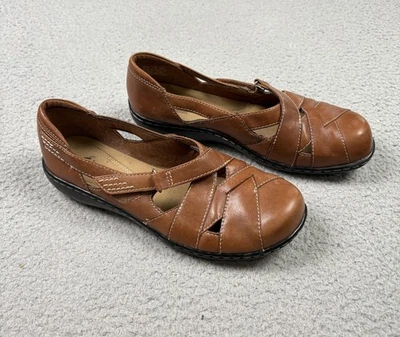 Женские туфли Clarks Bendables размер 7,5 коричневые кожаные комфортные туфли на плоской подошве Mary Jane - Изображение 1 из 4