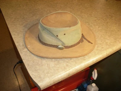 Boné de couro JACARU Australia OUTBACK verão brisa malha caça faroeste GG - Imagem 1 de 4