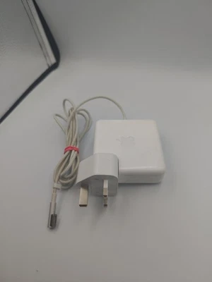 Genuine Apple 85W Magsafe 1 Macbook Pro 15" / 17" Power Adapter Charger A1343 - Image 1 of 4