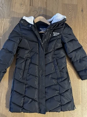Reebok Girls Black And Cream Long Puffer Jacket Size 10/12 - Image 1 of 4