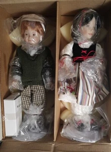 Ashton-Drake Effner Storybook Mini Dolls 93856  Snow White/Snips & Snails - Picture 1 of 4