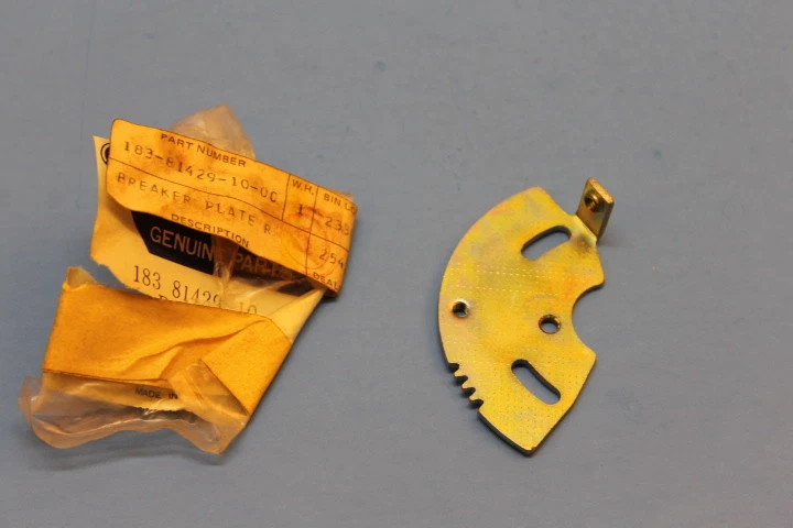NOS Yamaha AS2C HS1 HS1B LS2A RH Contact Breaker Plate #183-81429-10-00 - Image 1 of 1